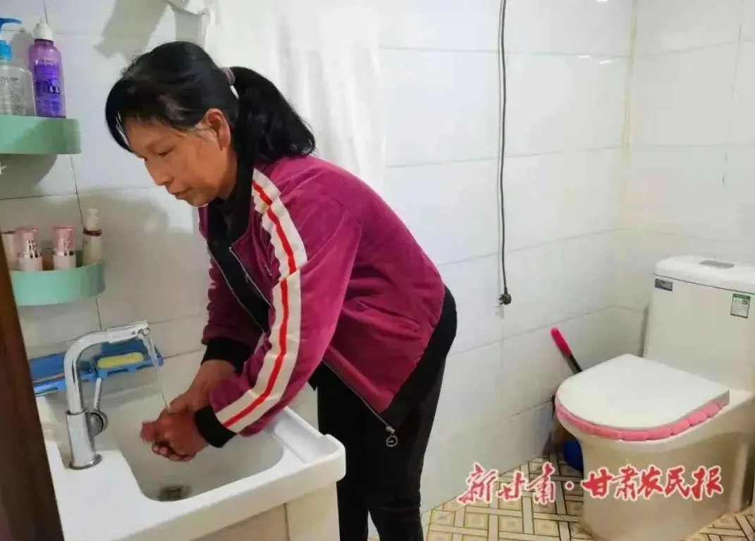 202106041622779166359143.png blob.png